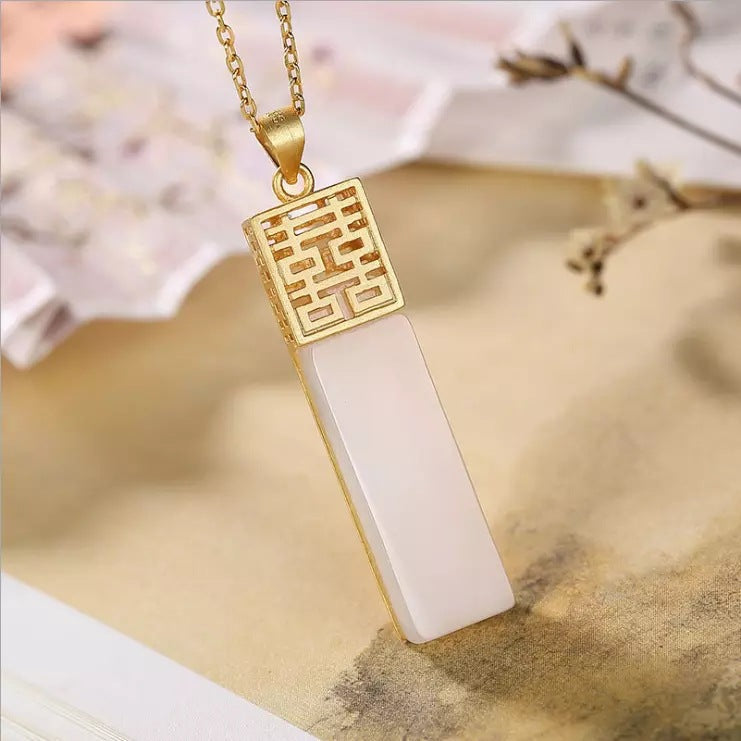 Charming Silver Set for Any Occasion