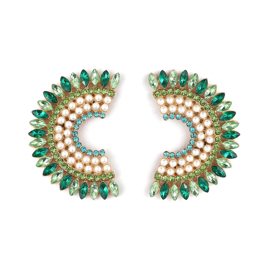 Classic Pearl Earring with Timeless Appeal