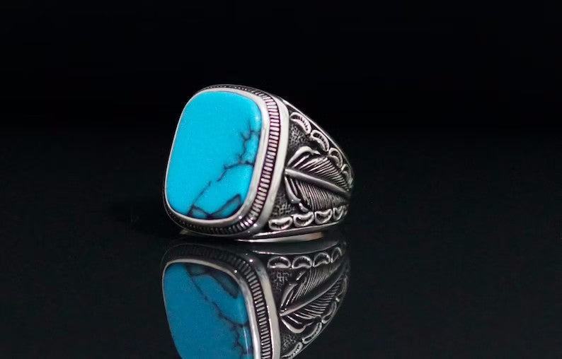 Charming Silver Ring for Any Occasion