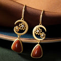 Romantic Gold Earring for Special Moments
