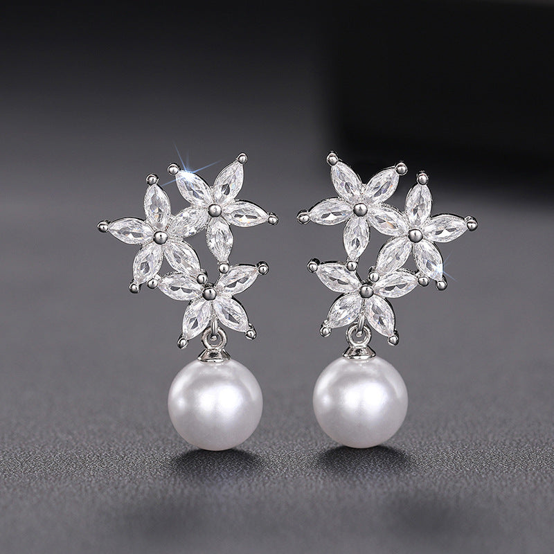 Classic Pearl Earring with Timeless Appeal