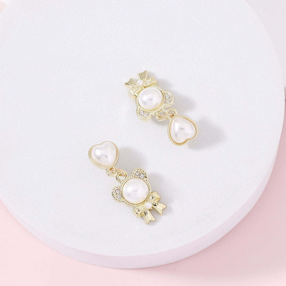 Stunning Pearl Earring for Daily Wear