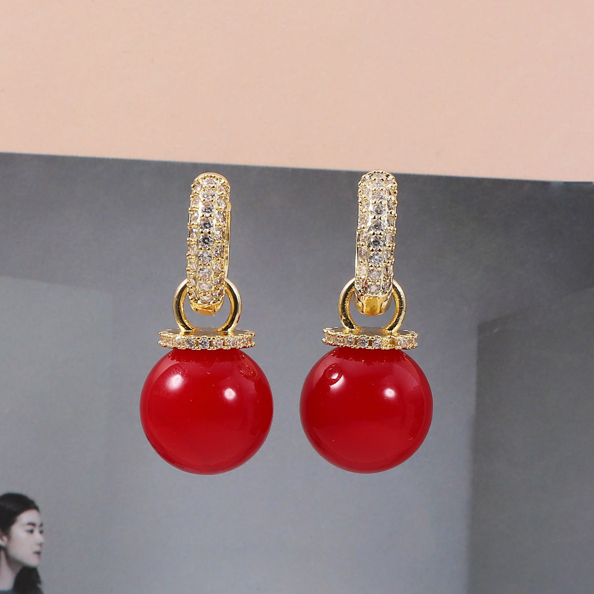 Romantic Pearl Earring for Special Moments