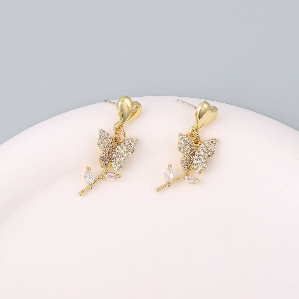 Stunning Earring for Daily Wear