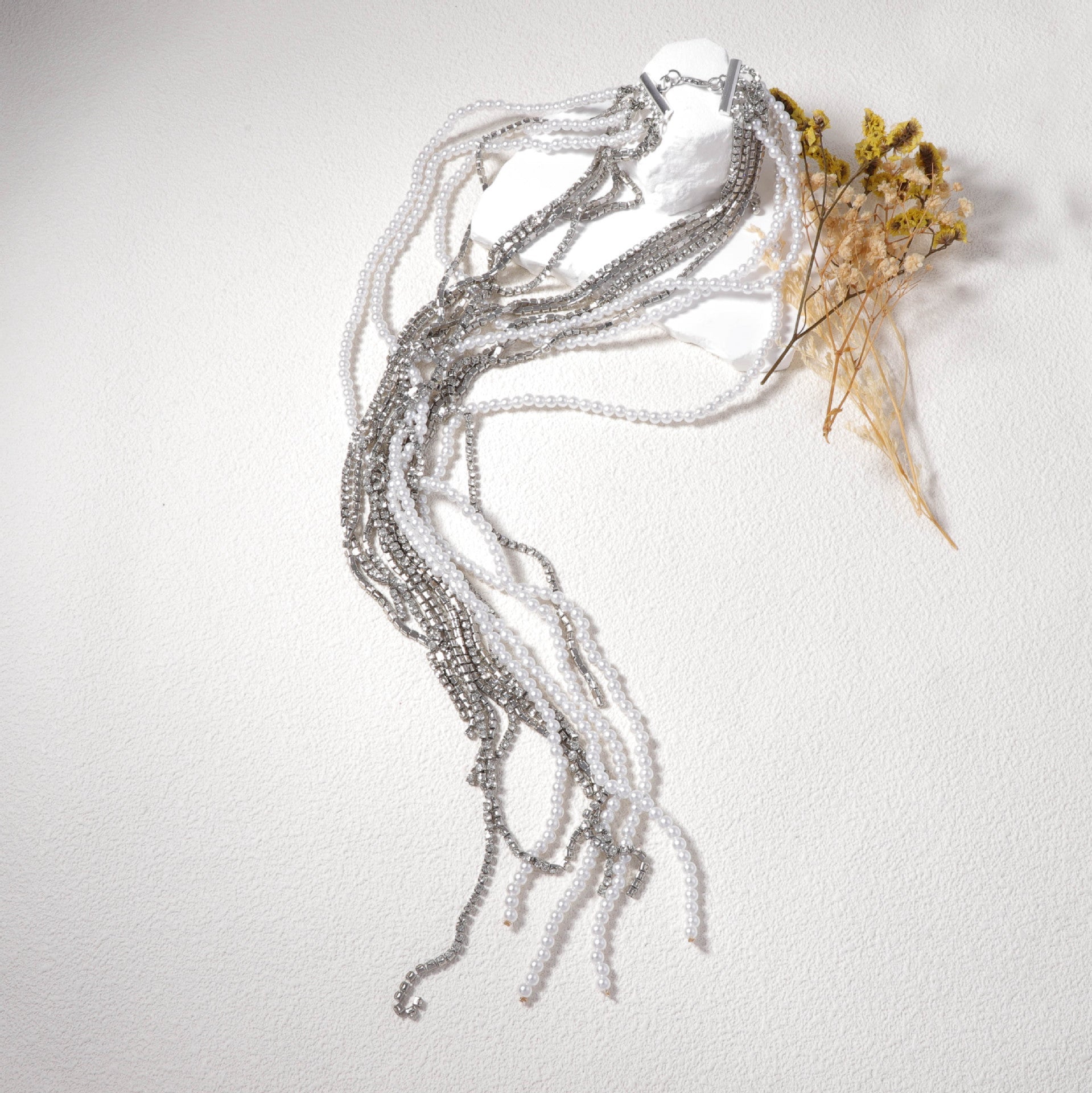 Charming Pearl Necklace for Any Occasion
