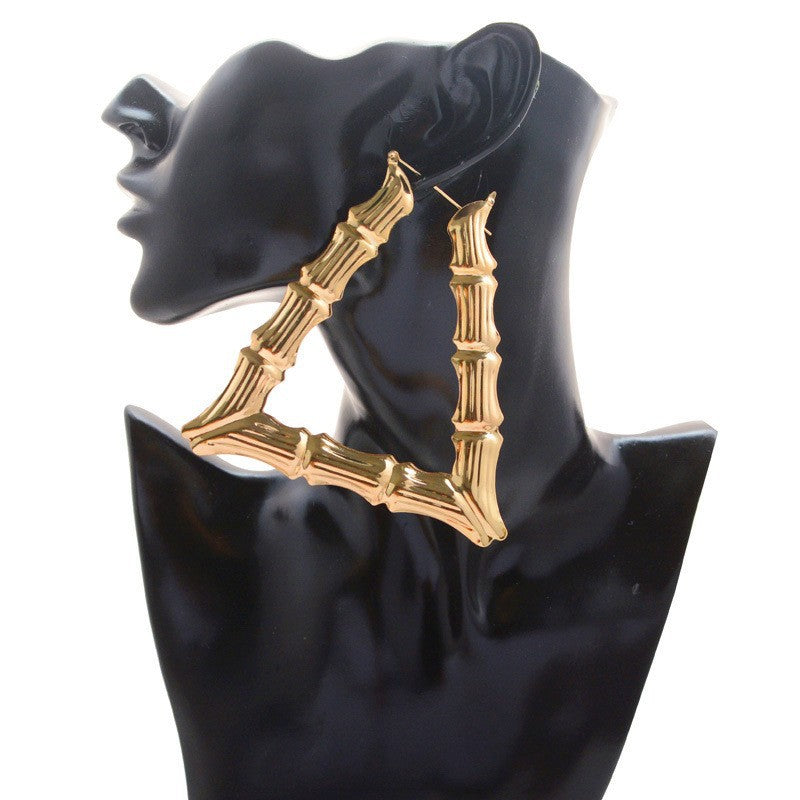 Elegant Gold Earring for Every Occasion