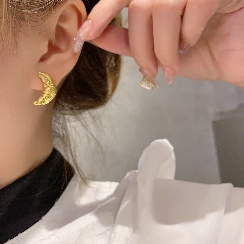Stunning Earring for Daily Wear