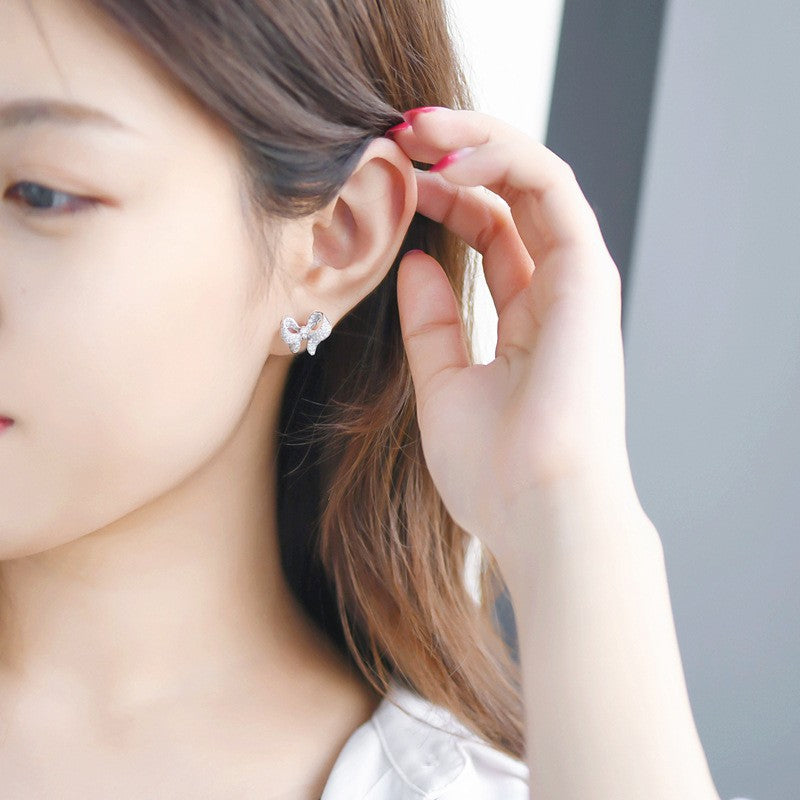 Charming Earring for Any Occasion