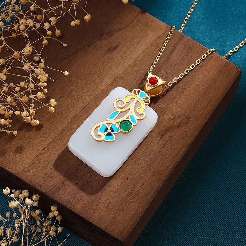 Stunning Necklace for Daily Wear
