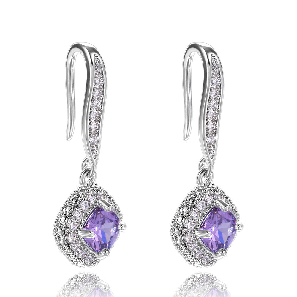 Charming Earring for Any Occasion
