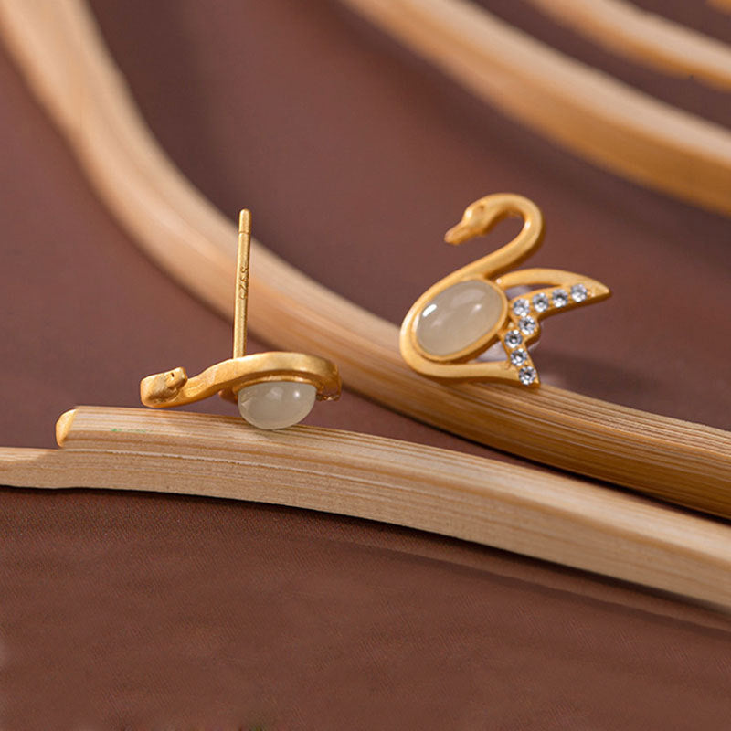 Delicate Artisan Gold Earring