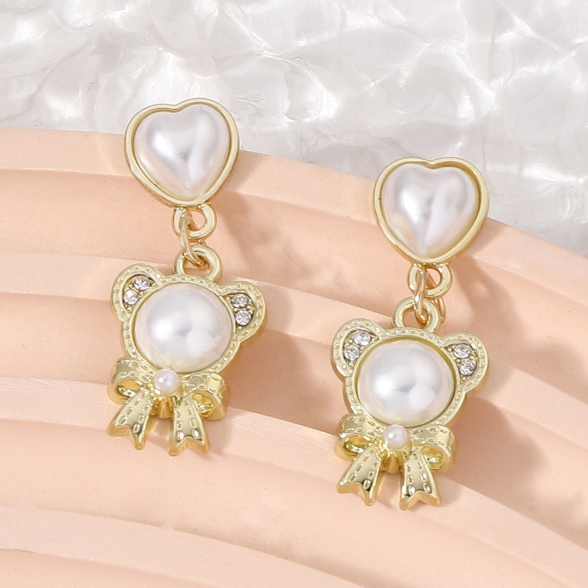 Stunning Pearl Earring for Daily Wear