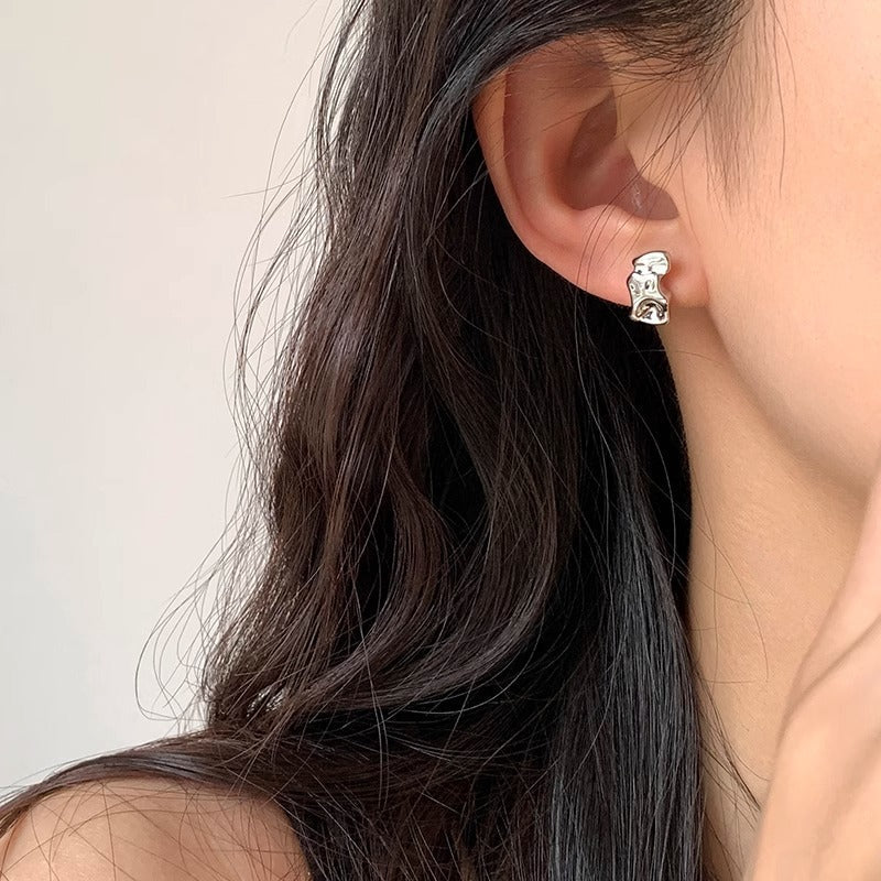 Charming Earring for Any Occasion