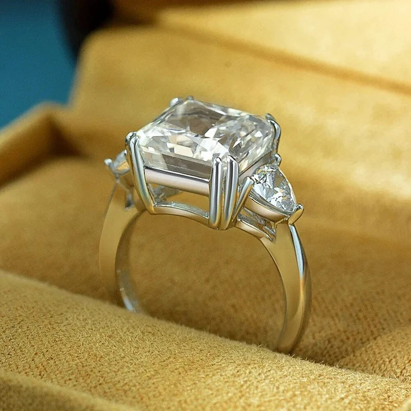 Classic Ring with Timeless Appeal