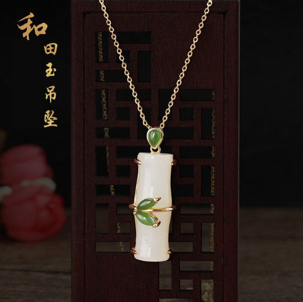 Beautiful Silver Necklace with Unique Style
