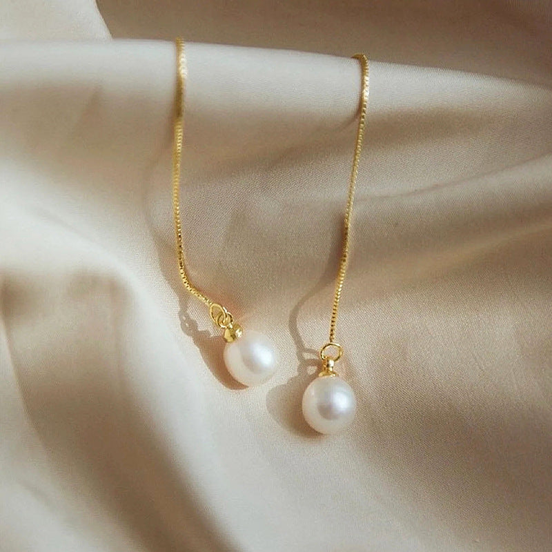 Romantic Pearl Earring for Special Moments