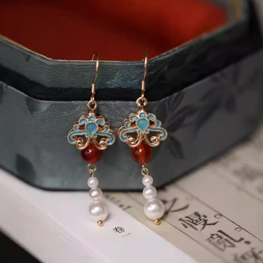 Elegant Pearl Earring for Every Occasion