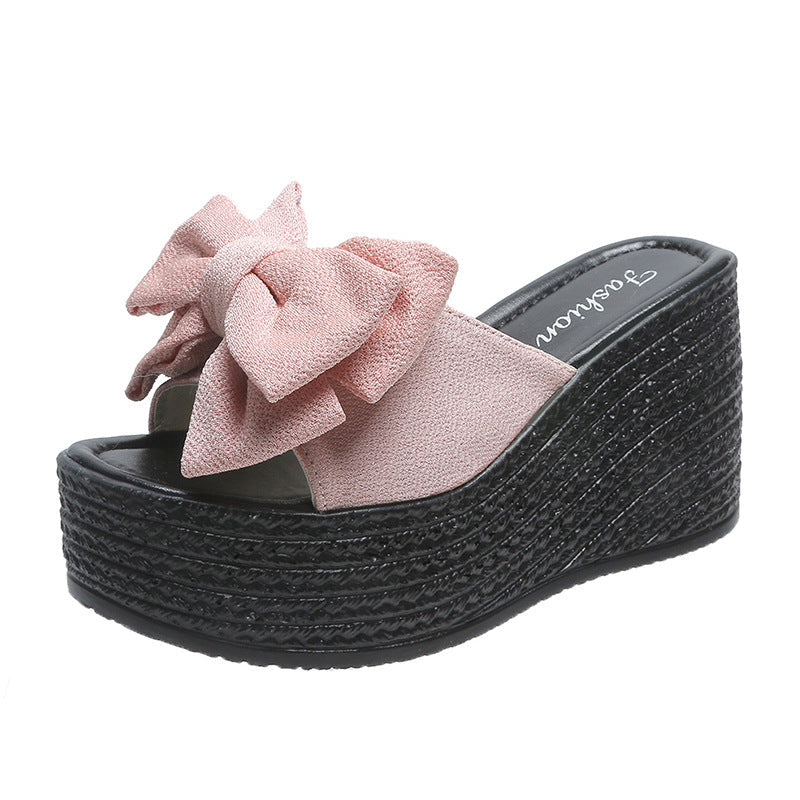 Graceful Orthopedic Sandals for Modern Look