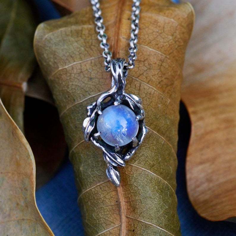 Classic Necklace with Timeless Appeal