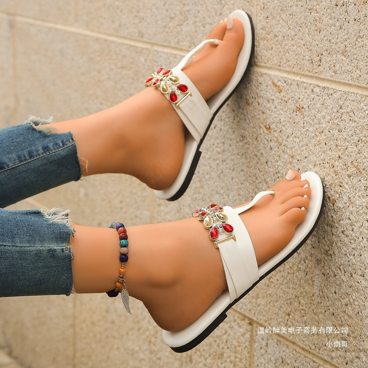 Graceful Orthopedic Sandals for Modern Look