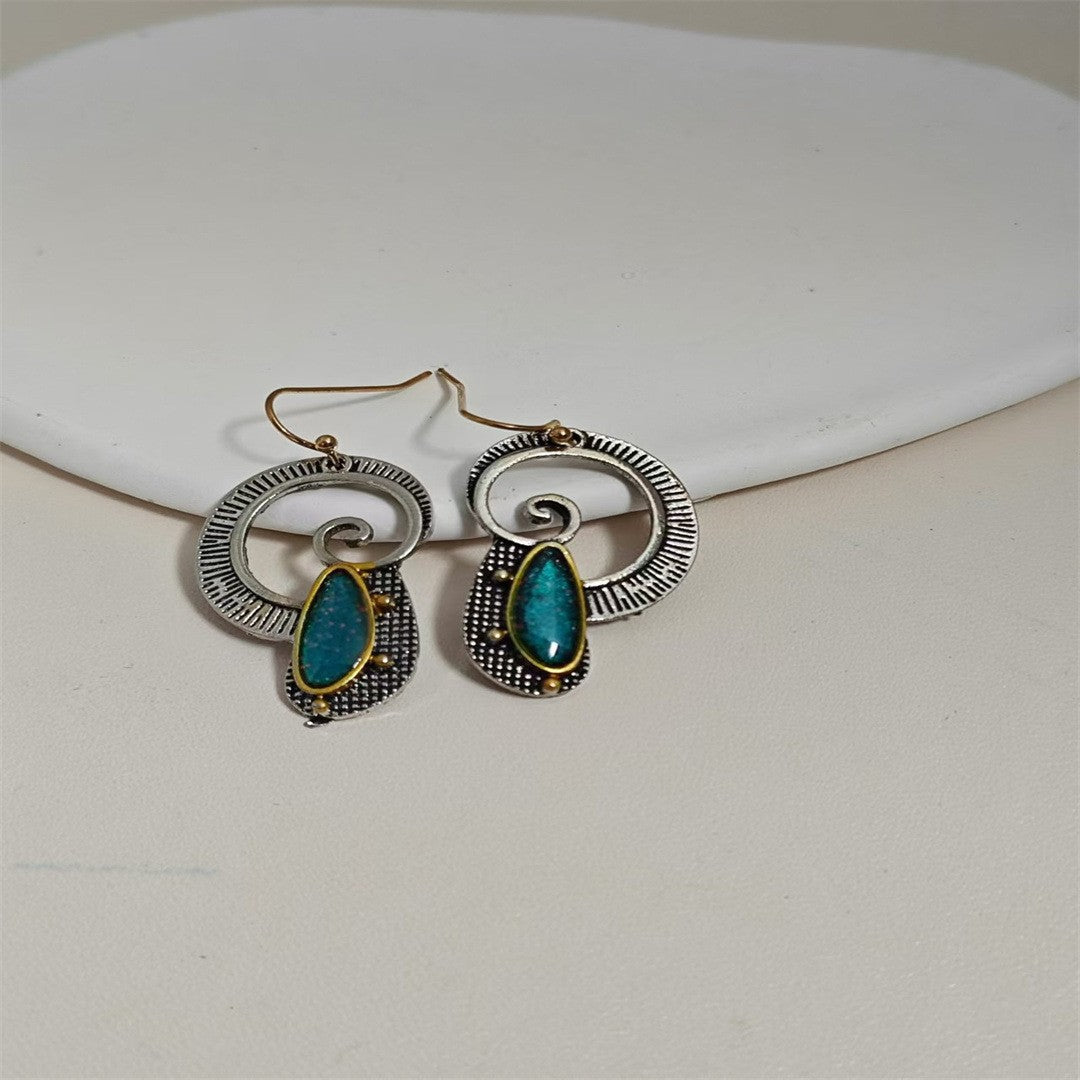 Vintage Handmade Earring