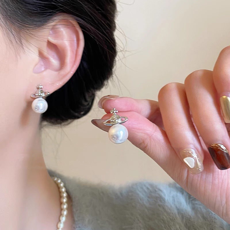 Stunning Pearl Earring for Daily Wear