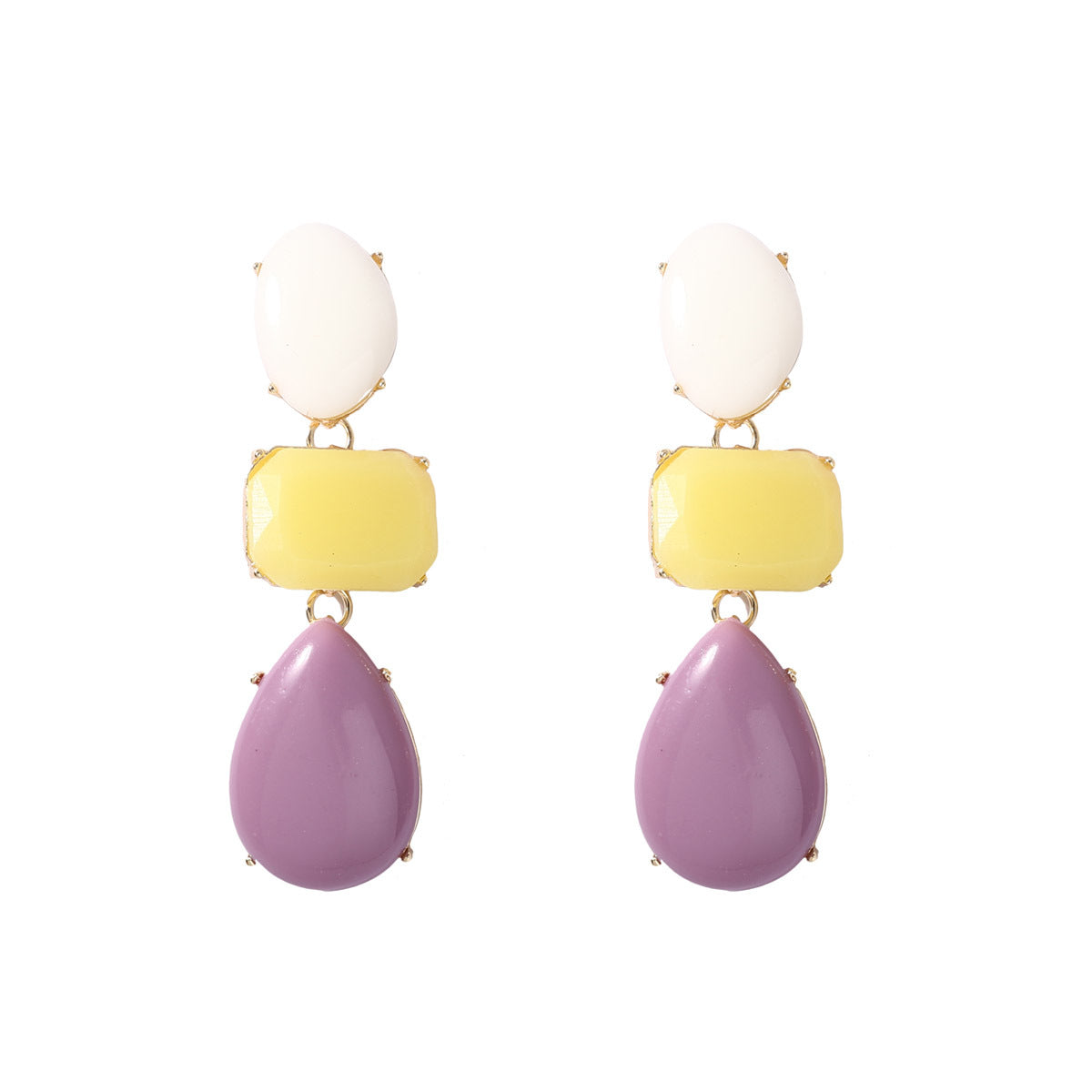 Charming Earring for Any Occasion