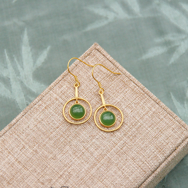 Elegant Silver Earring for Every Occasion