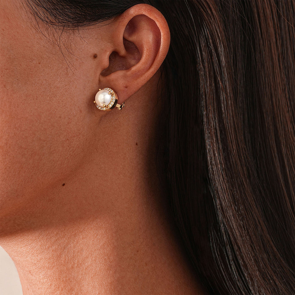 Romantic Pearl Earring for Special Moments