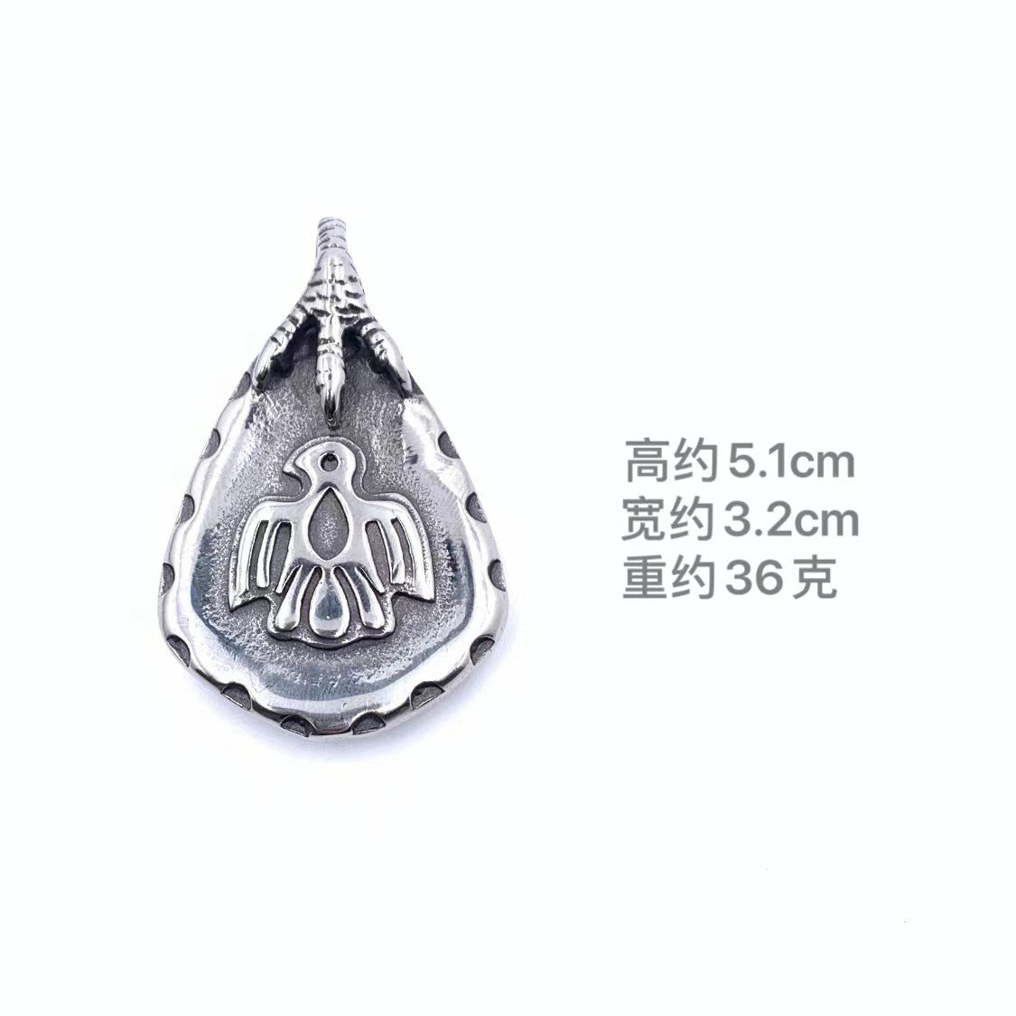 Elegant Pendant for Every Occasion