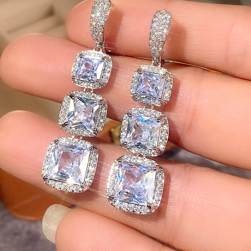 Elegant Earring for Every Occasion