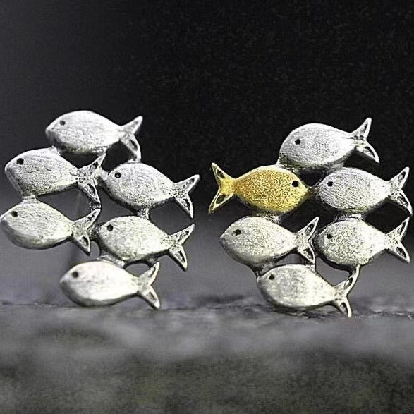 Charming Gold Earring for Any Occasion
