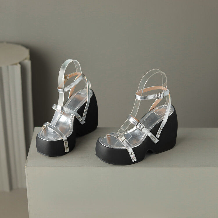 Beautifully Crafted Orthopedic Sandals
