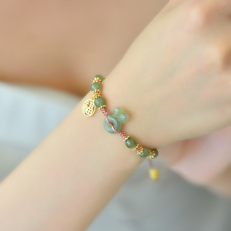 Charming Silver Bracelet for Any Occasion