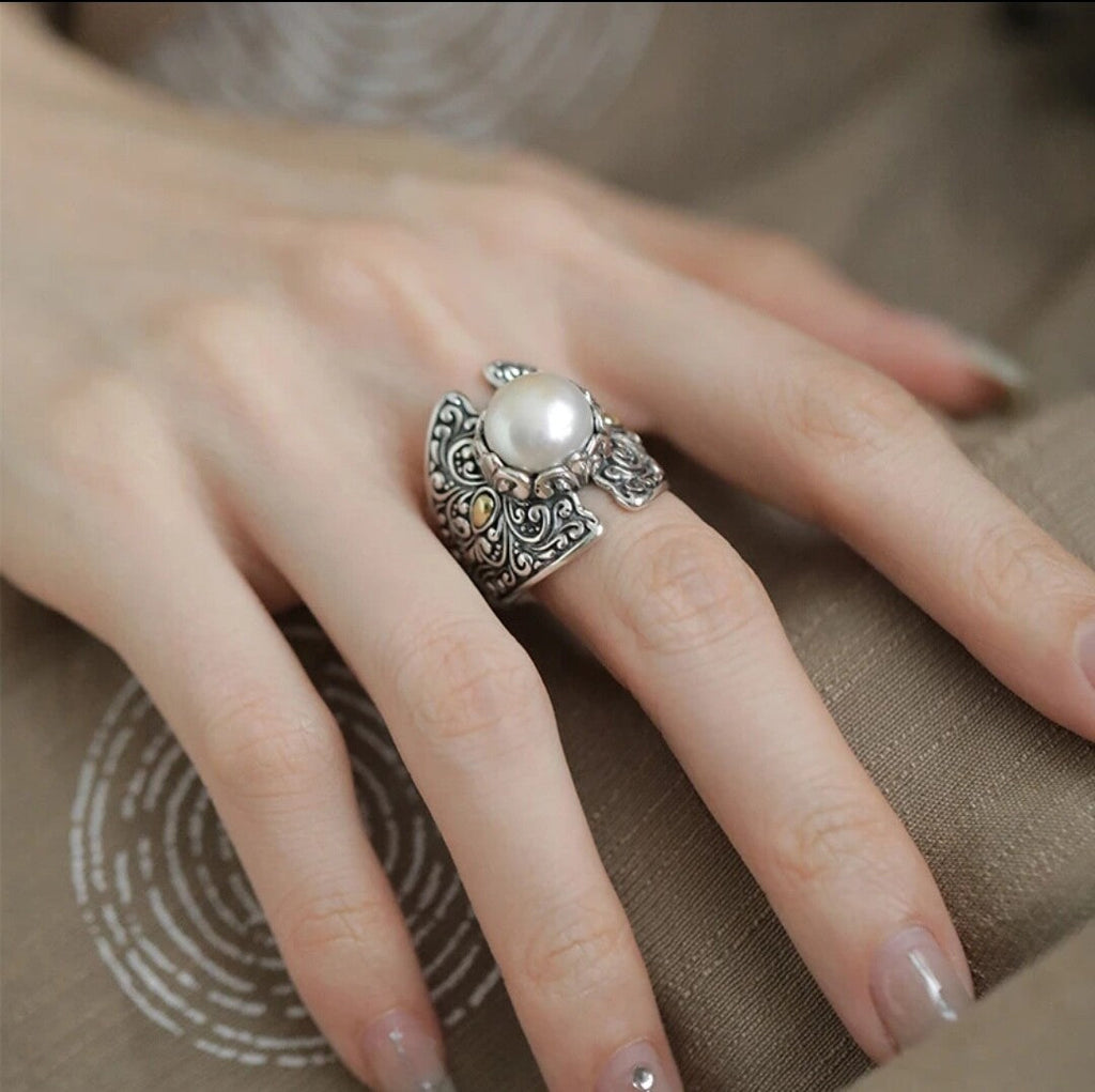 Beautiful Silver Ring with Unique Style