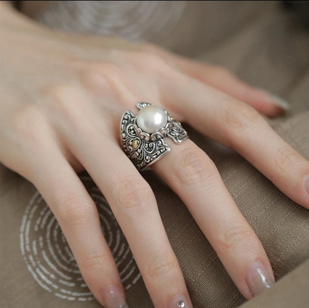 Beautiful Silver Ring with Unique Style