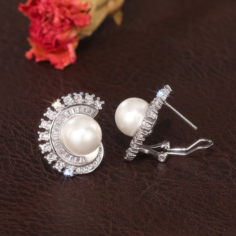 Stunning Pearl Earring for Daily Wear