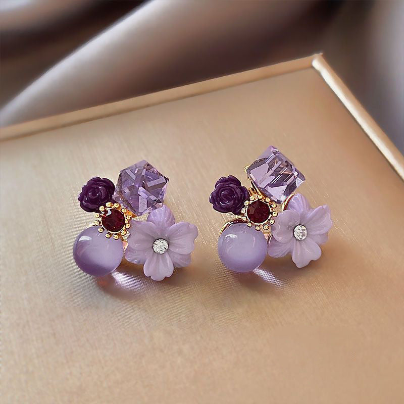 Beautiful Earring with Unique Style