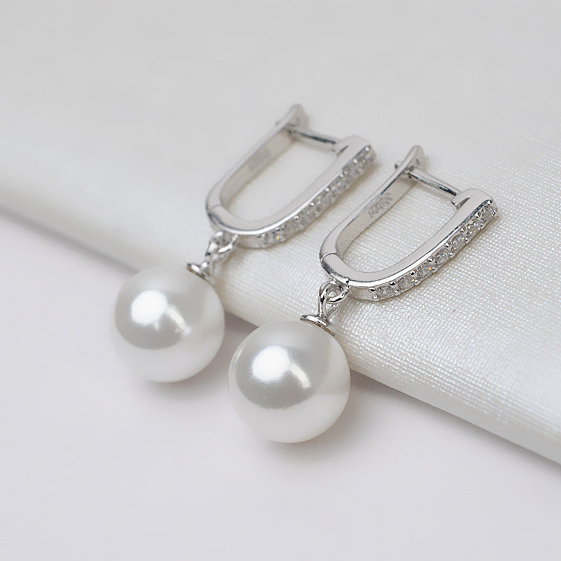 Romantic Pearl Earring for Special Moments