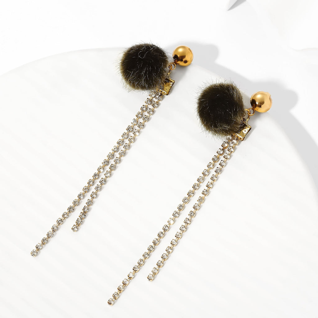 Stunning Pearl Earring for Daily Wear