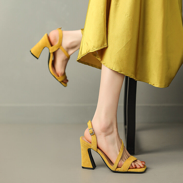 Graceful Orthopedic Sandals for Modern Look