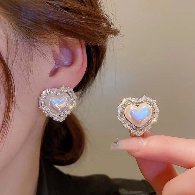 Delicate Artisan Pearl Earring