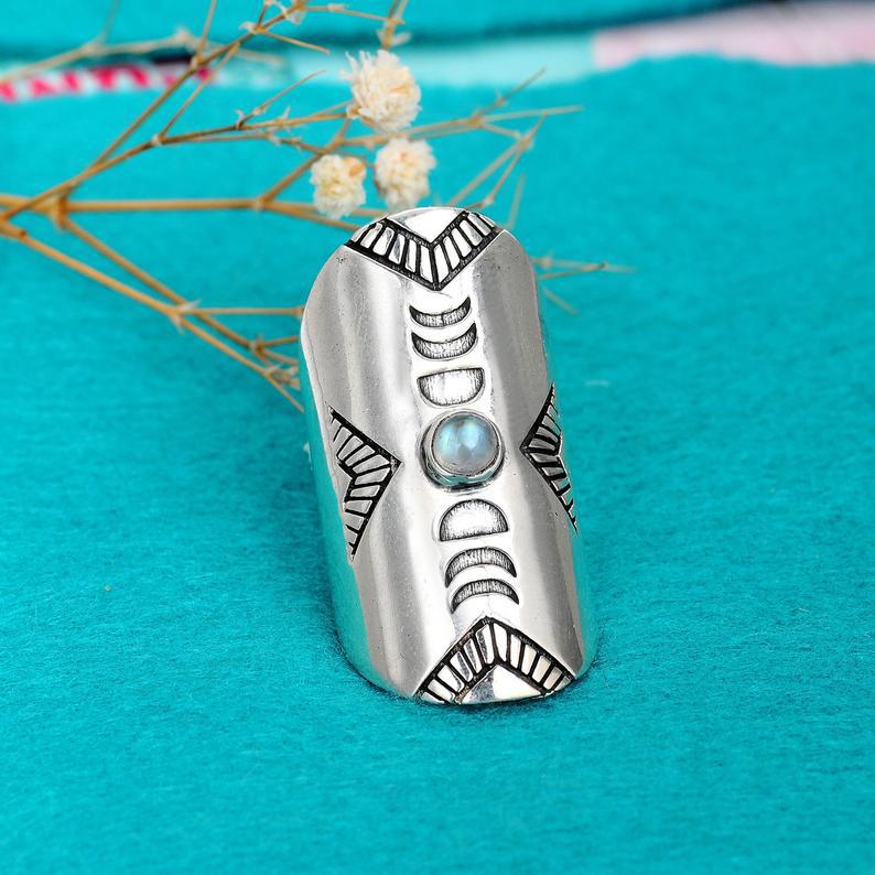 Beautiful Ring with Unique Style