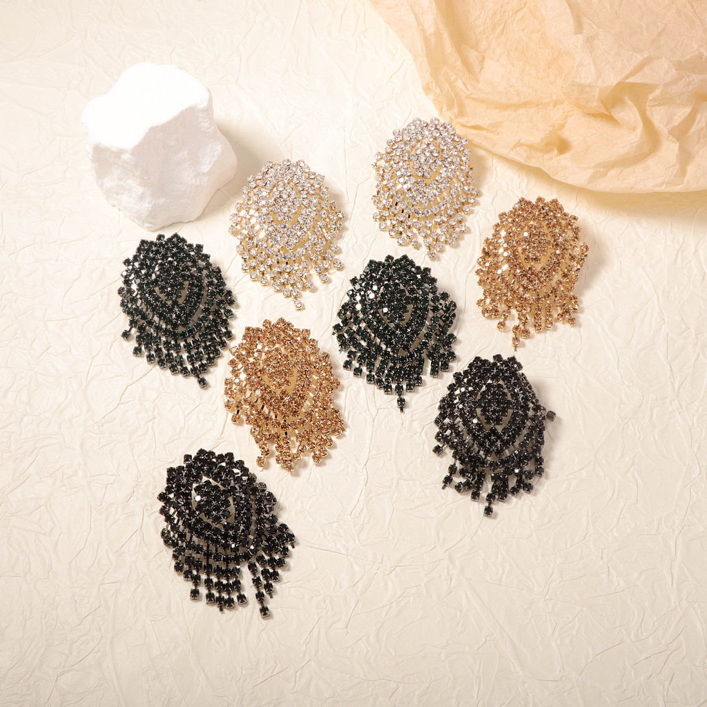 Charming Earring for Any Occasion
