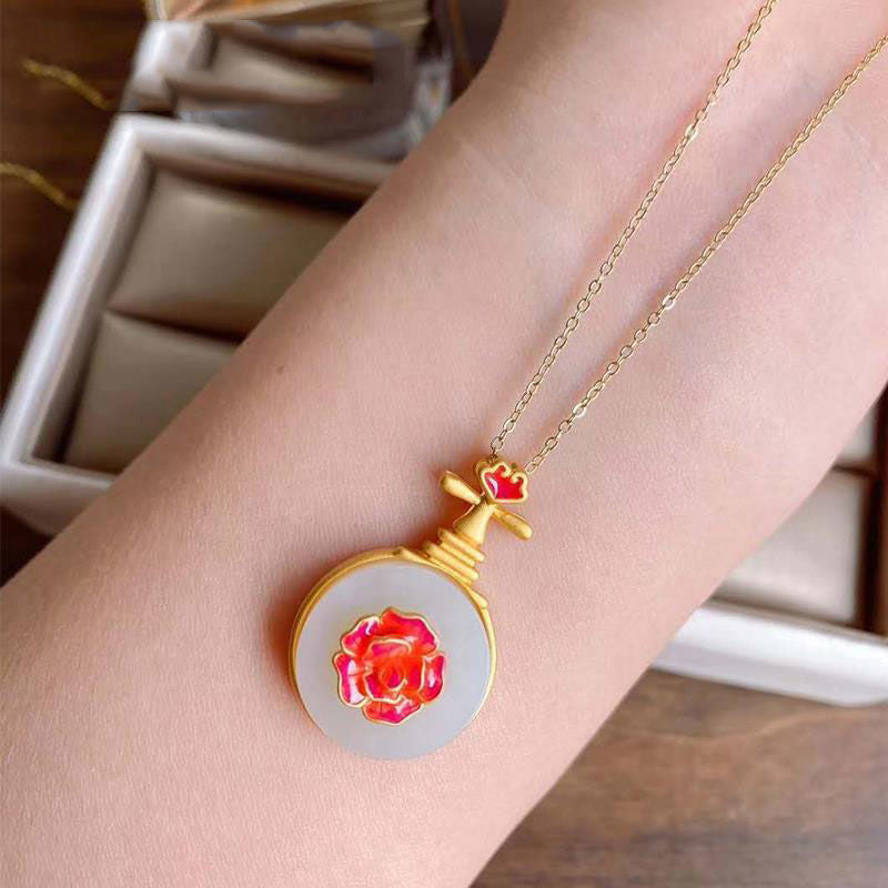 Charming Gold Necklace for Any Occasion
