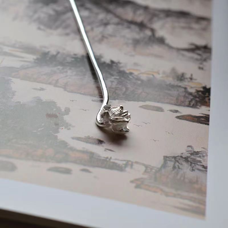 Stunning Silver Piece for Daily Wear