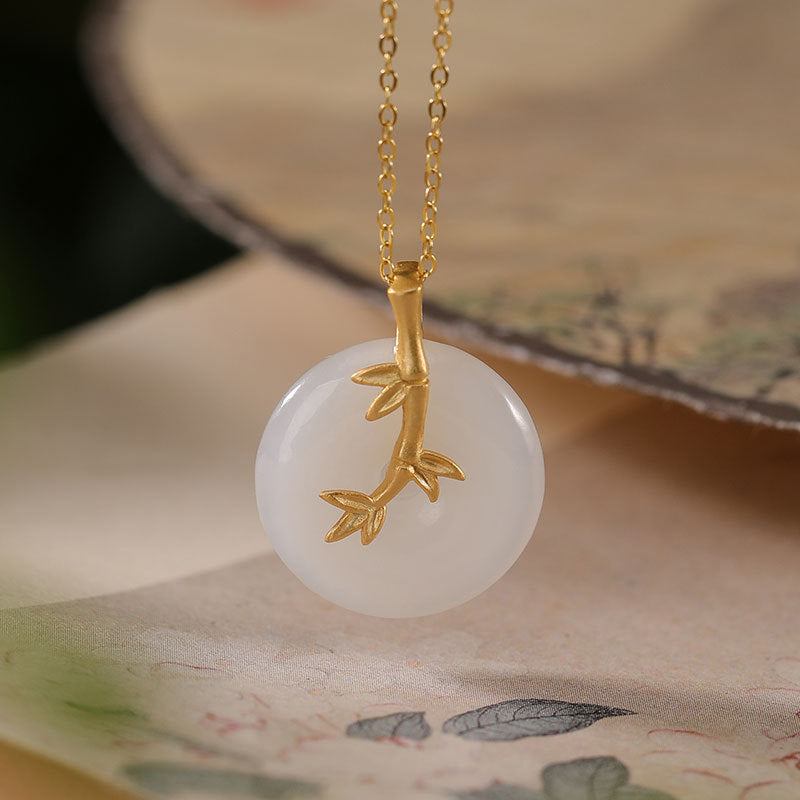 Beautiful Gold Pendant with Unique Style