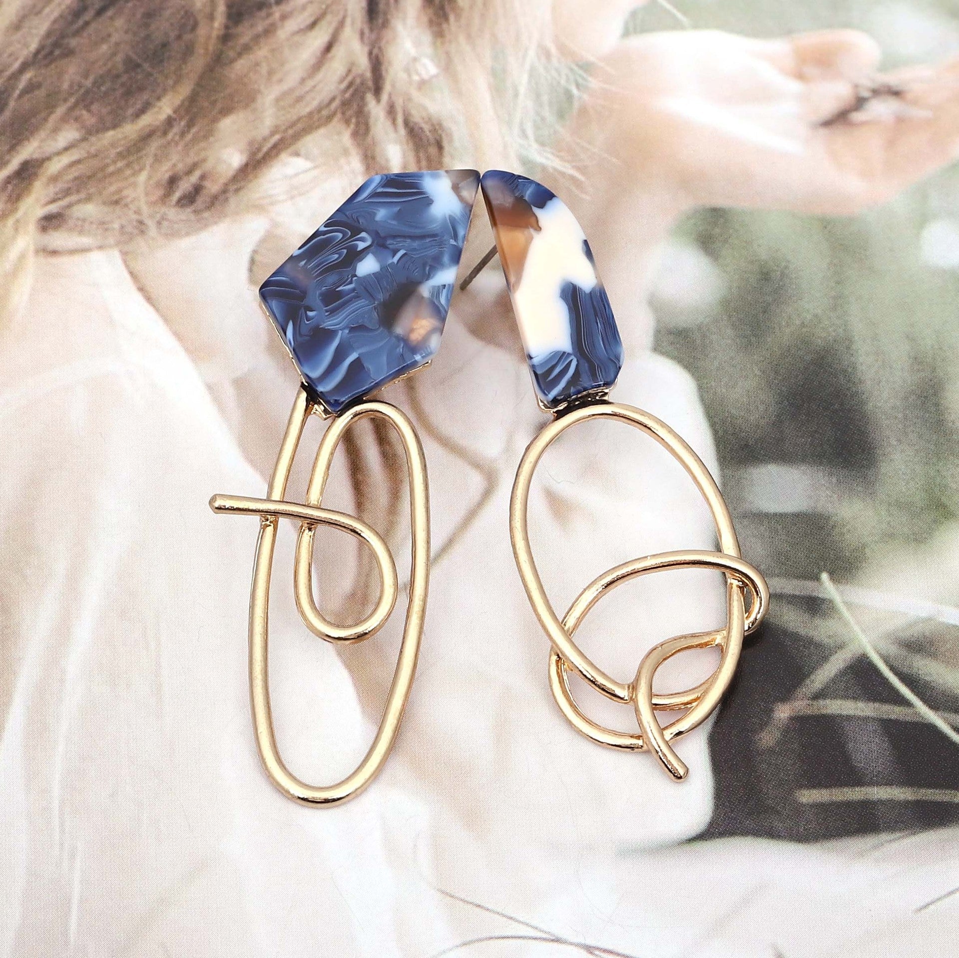 Romantic Earring for Special Moments