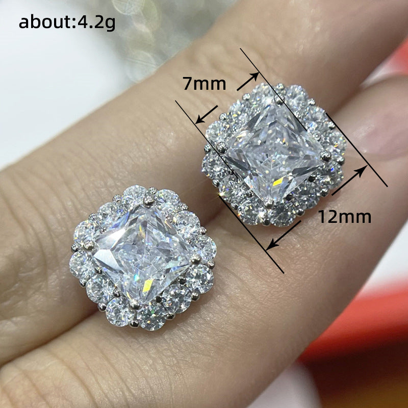 Elegant Earring for Every Occasion