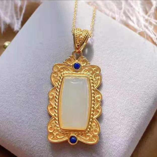 Stunning Silver Pendant for Daily Wear
